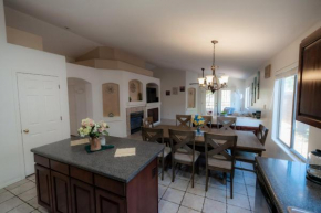 Home with Backyard Access to Catalina State Park and outstanding mountains view!